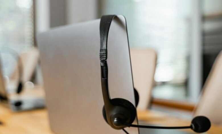 business support hotline number