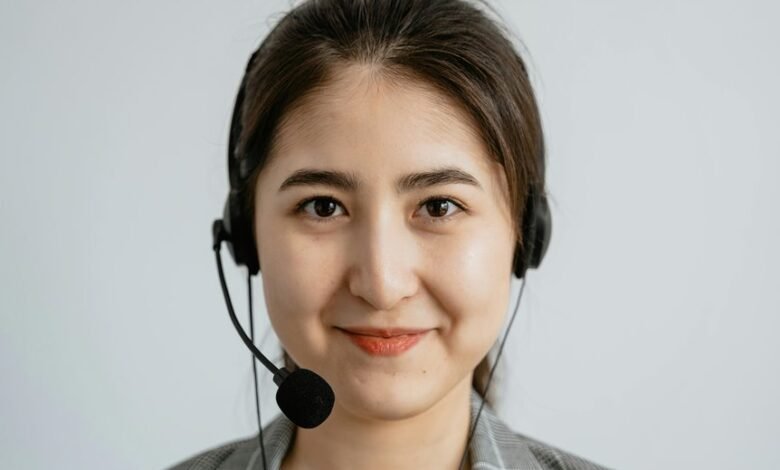 customer service support hotline